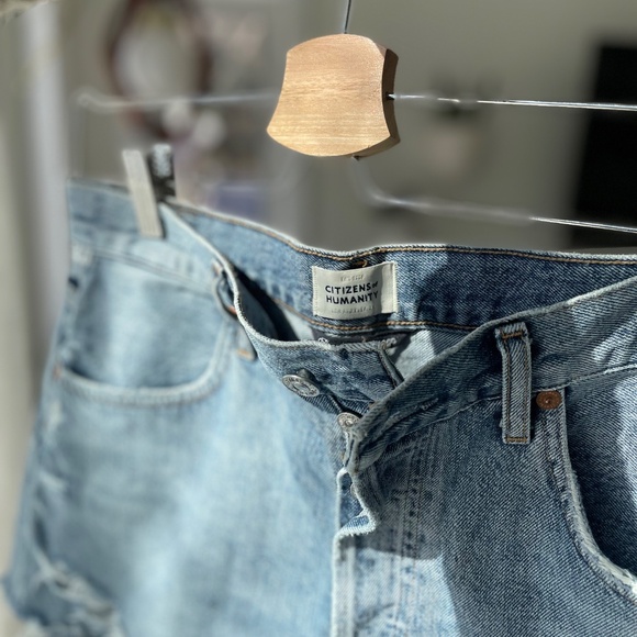 Citizens of Humanity Annabelle Cut Off Short - Picture 4 of 4